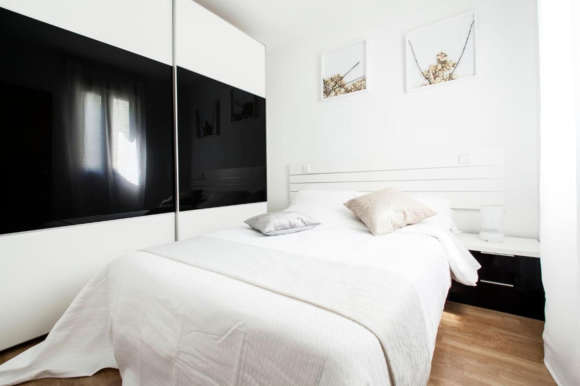 Apartamentos Day Madrid Ildefonso Centro Gran Via Sol Malasana Exterior photo